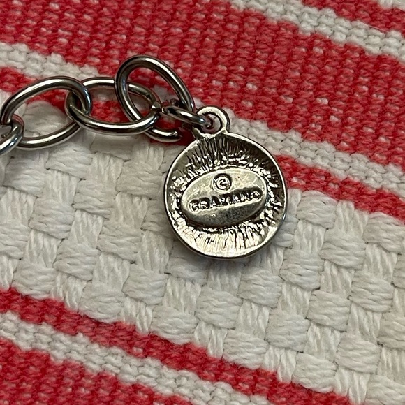 Graziano Faux Pearl Bib Necklace OS - Picture 9 of 9